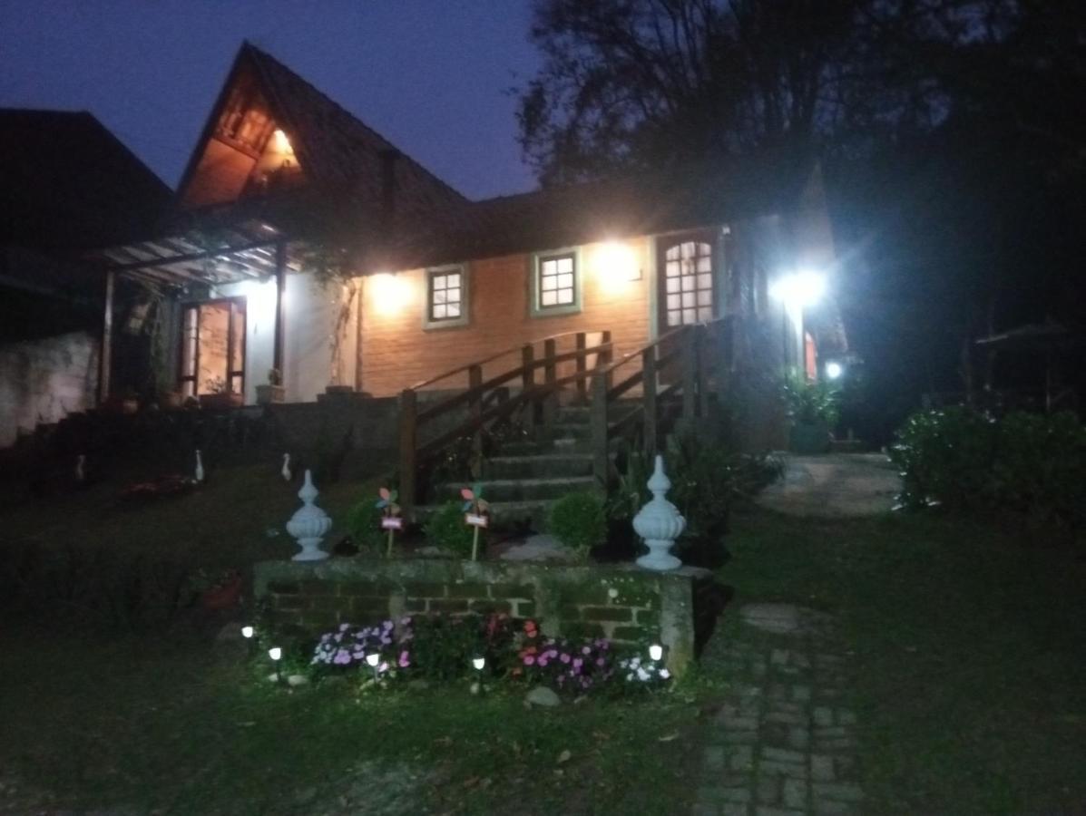 Casa Aconchegante Na Serra. Santo Antônio do Pinhal Eksteriør billede
